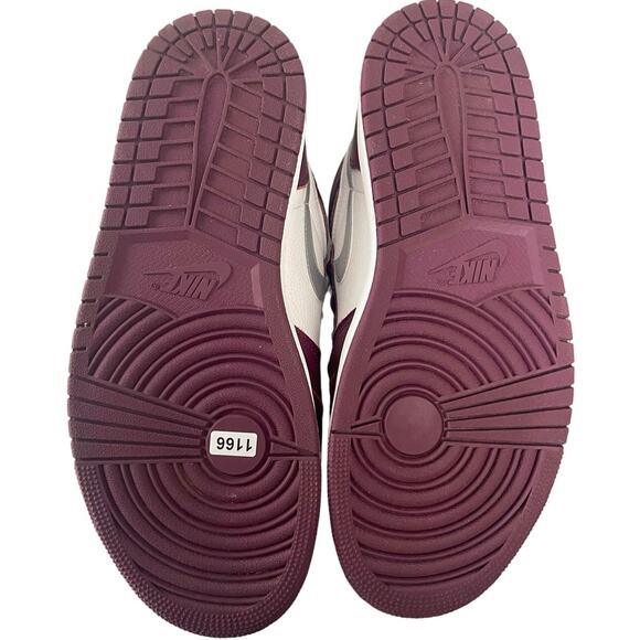 Jordan 1 High Bordeaux Used Men’s Size 9.5 - Picture 7 of 7